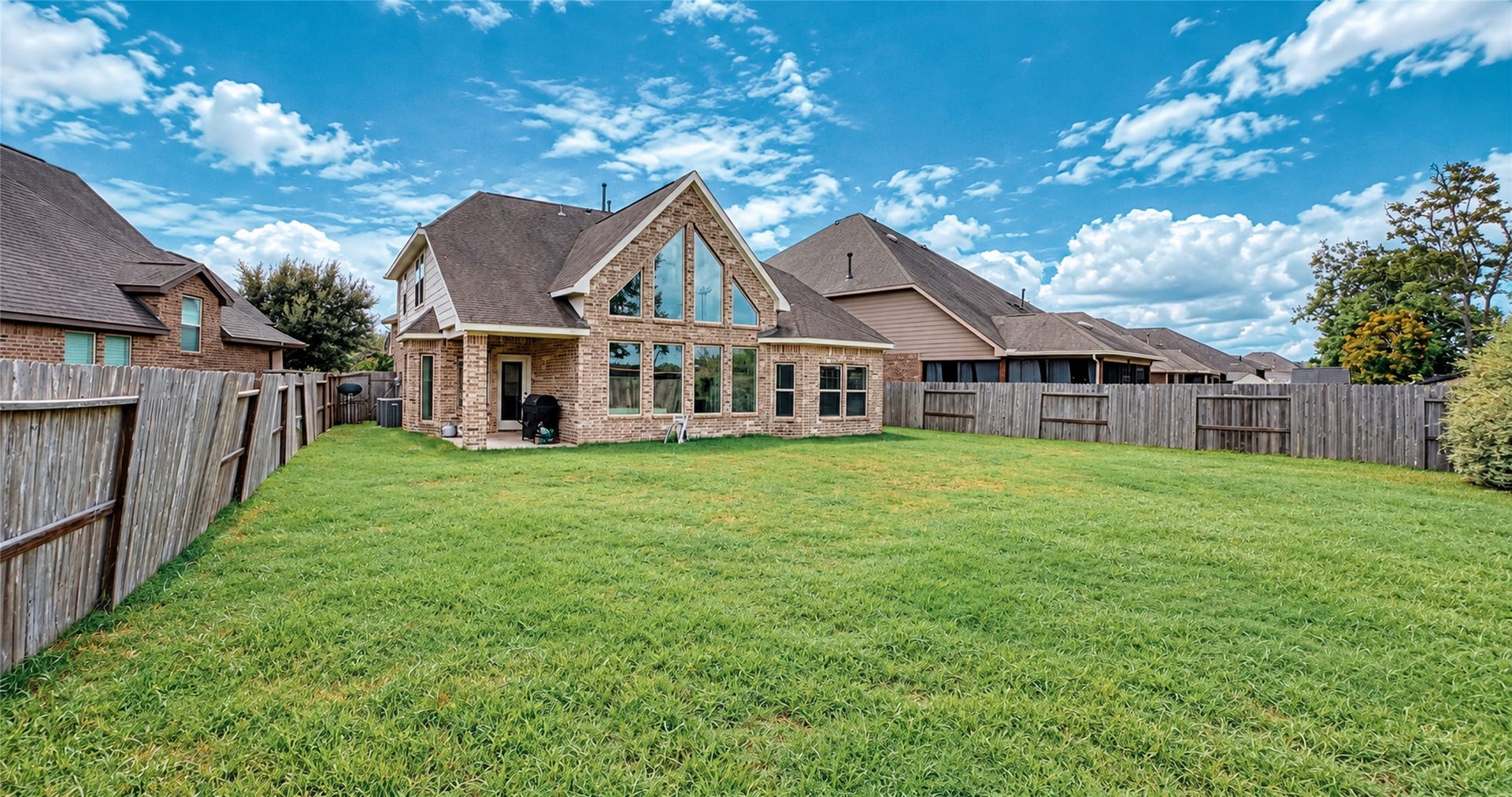 2643 River Run Road, Missouri City, TX 77459 2643 River Run Road, Missouri City, TX 77459