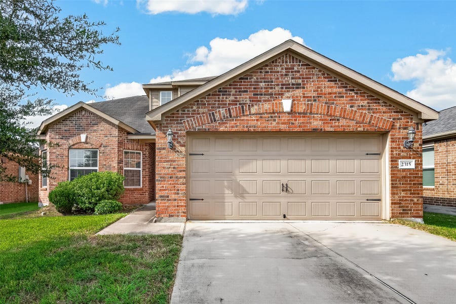 Property photo for 2315 Seabourne Trails Road, Rosenberg, TX