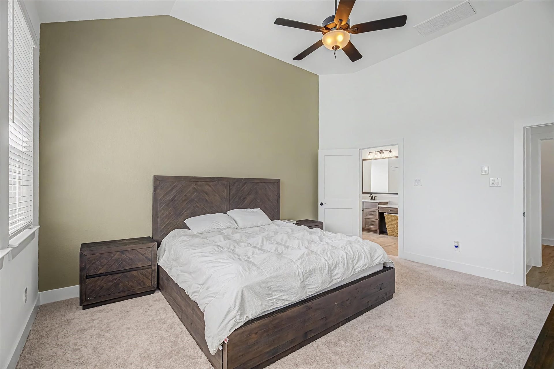 3851 Mulberry Farms Drive, Santa Fe, TX 77510 3851 Mulberry Farms Drive, Santa Fe, TX 77510