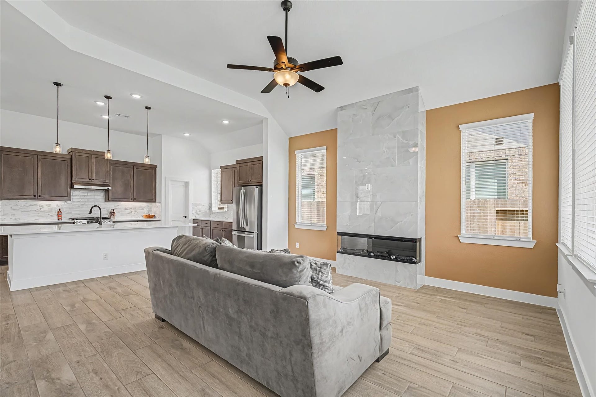 3851 Mulberry Farms Drive, Santa Fe, TX 77510 3851 Mulberry Farms Drive, Santa Fe, TX 77510