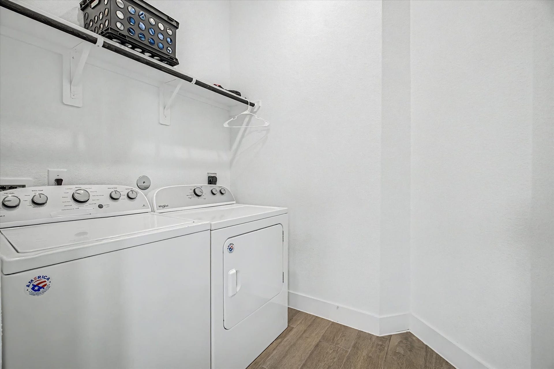 3851 Mulberry Farms Drive, Santa Fe, TX 77510 3851 Mulberry Farms Drive, Santa Fe, TX 77510