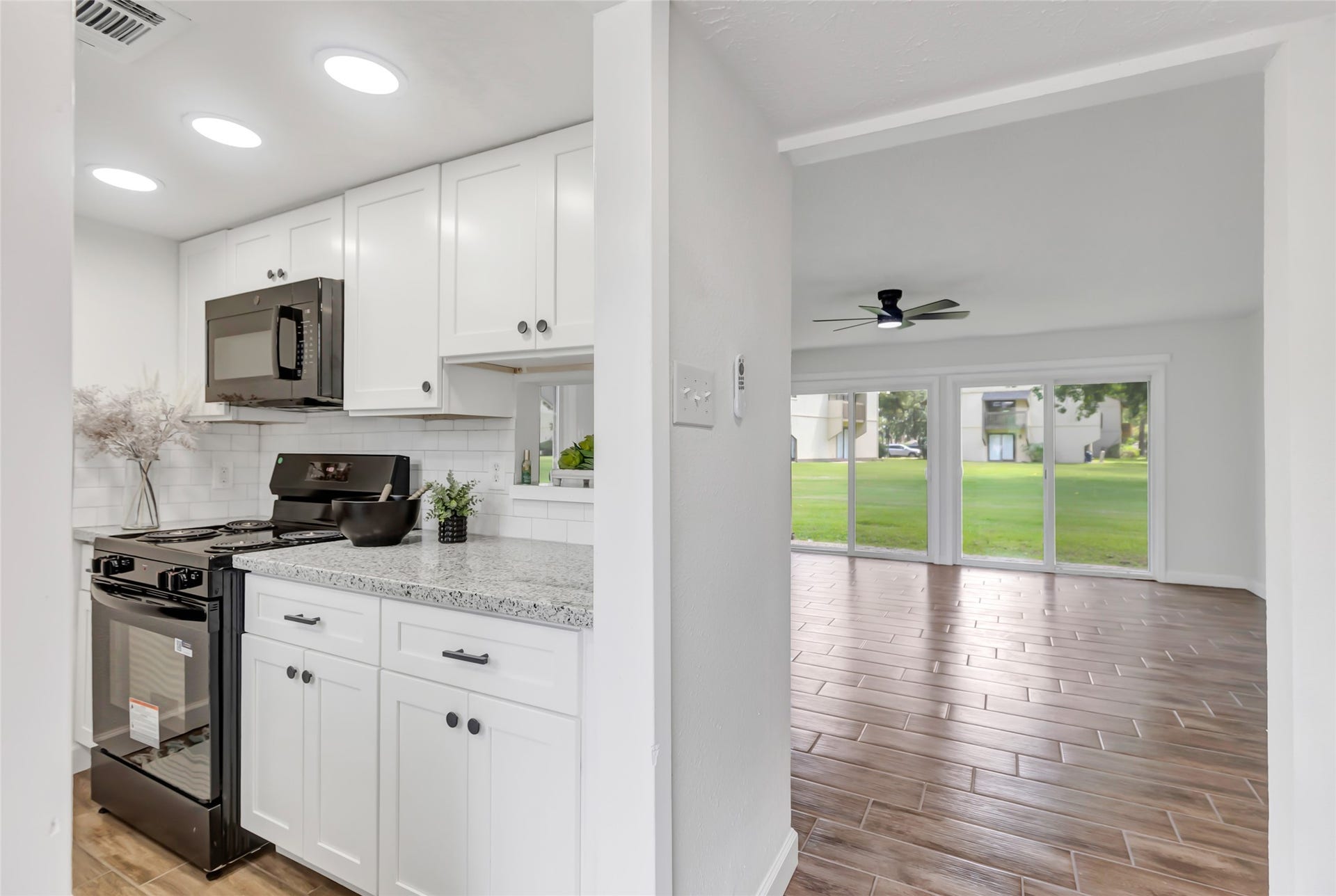 1500 S Diamondhead Boulevard, #123, Crosby, TX 77532 1500 S Diamondhead Boulevard, #123, Crosby, TX 77532