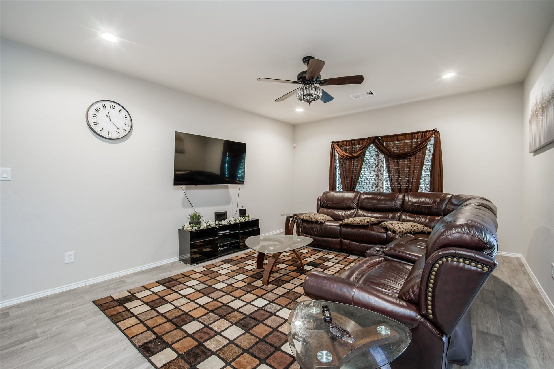 6802 Amber Cliff Lane, Rosenberg, TX 77469 6802 Amber Cliff Lane, Rosenberg, TX 77469