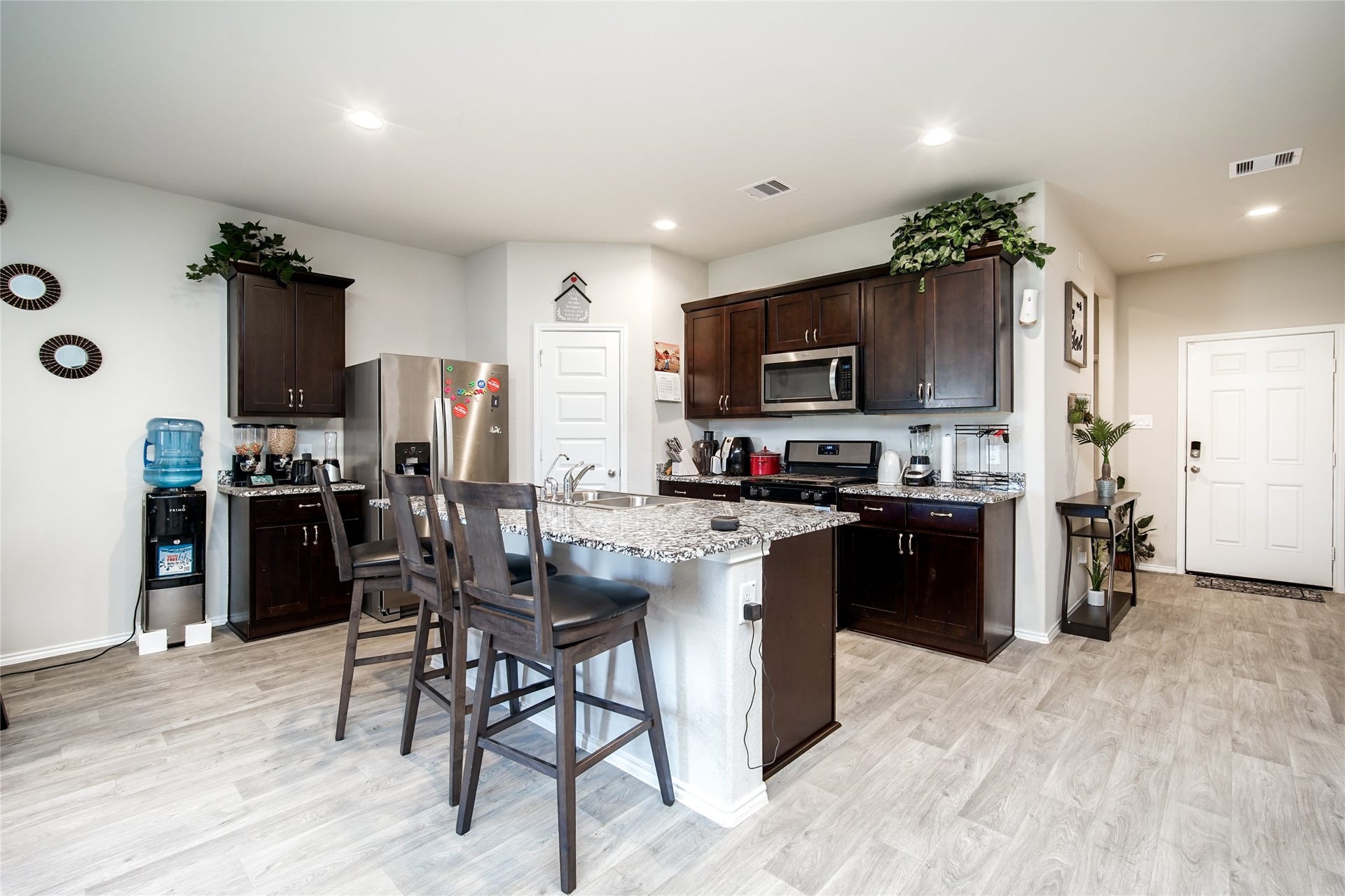 6802 Amber Cliff Lane, Rosenberg, TX 77469 6802 Amber Cliff Lane, Rosenberg, TX 77469