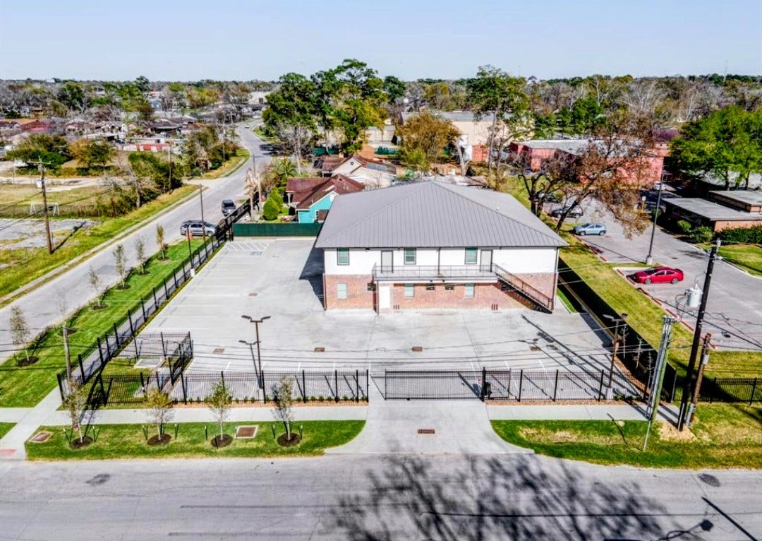 2906 Berry Road, #6, Houston, TX 77093 2906 Berry Road, #6, Houston, TX 77093