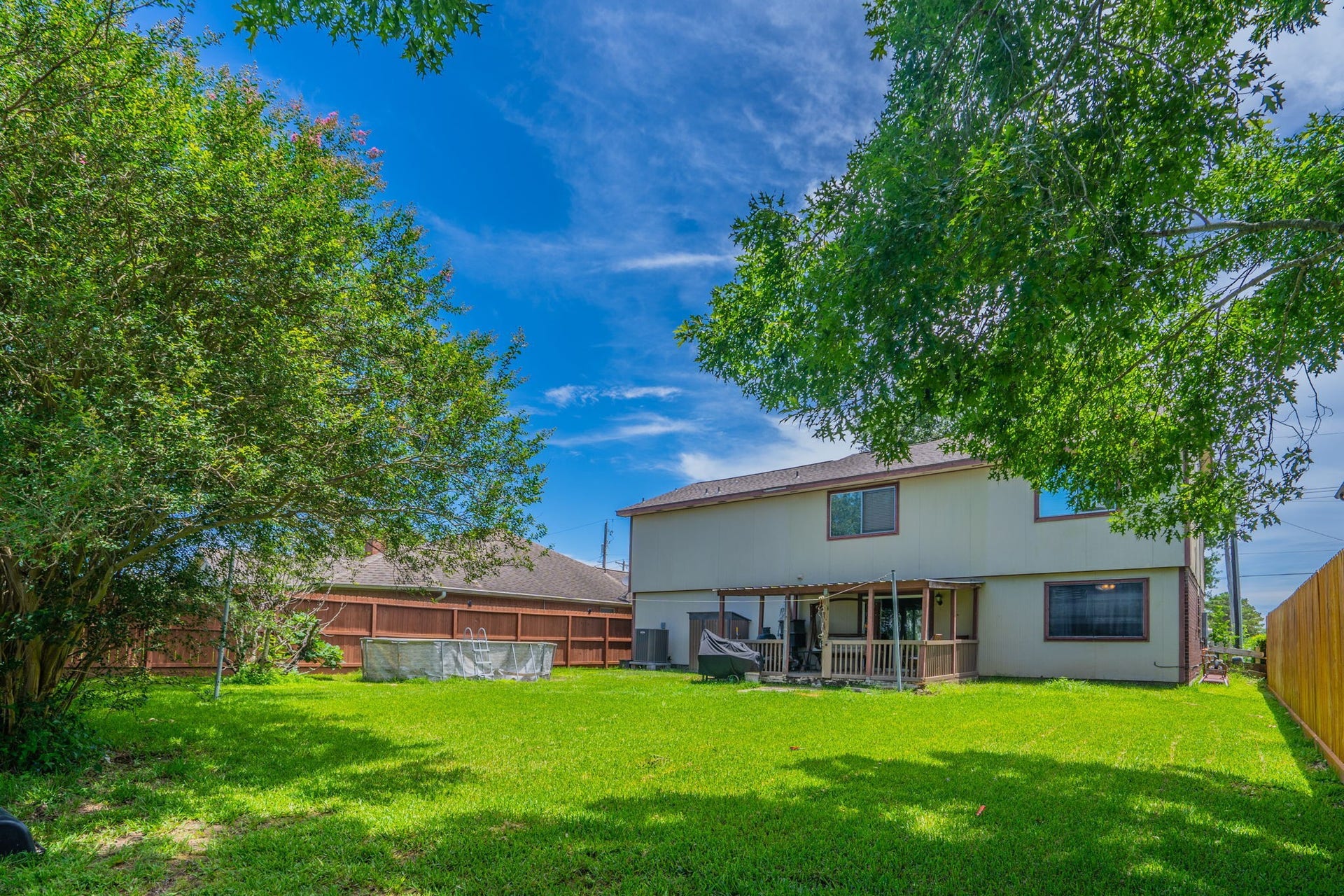 2304 Caroline Street, Dickinson, TX 77539 2304 Caroline Street, Dickinson, TX 77539