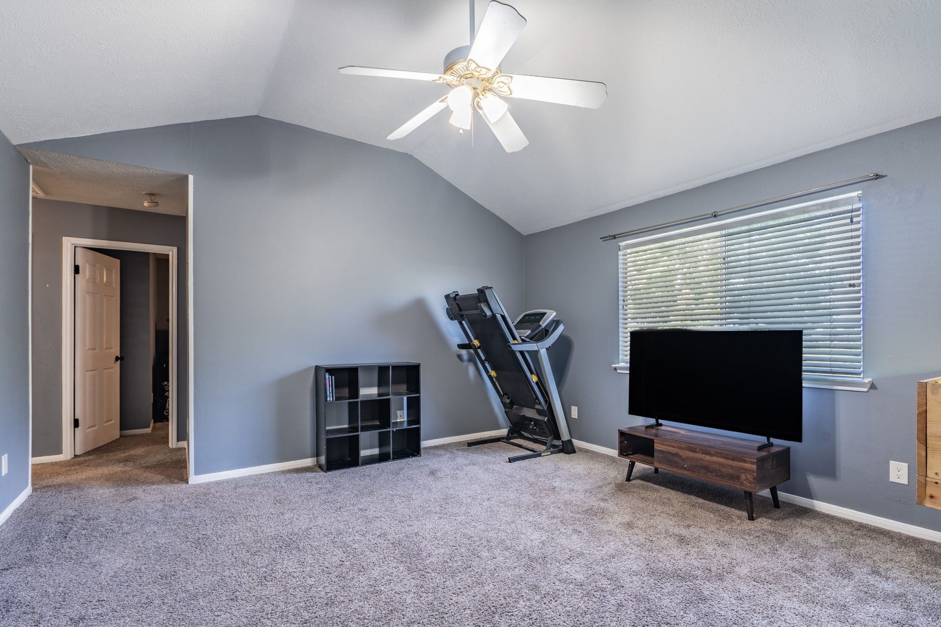 2304 Caroline Street, Dickinson, TX 77539 2304 Caroline Street, Dickinson, TX 77539