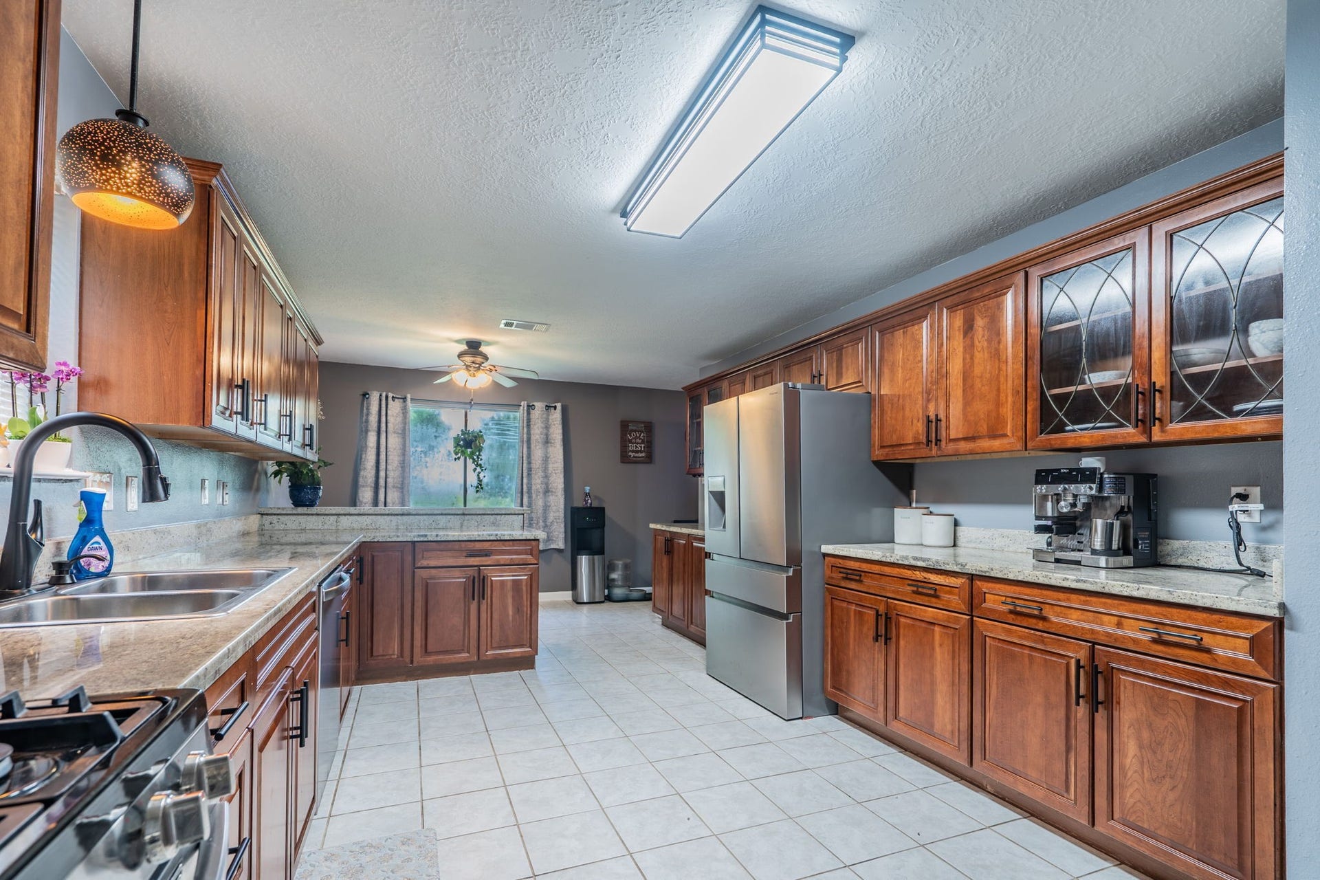 2304 Caroline Street, Dickinson, TX 77539 2304 Caroline Street, Dickinson, TX 77539