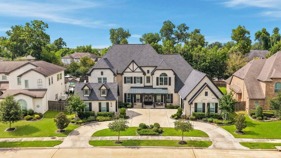 Property photo for 2319 Red Fox Drive, Missouri City, TX