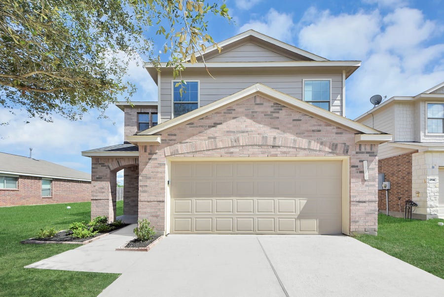 Property photo for 1718 Peyton Circle Court, Houston, TX