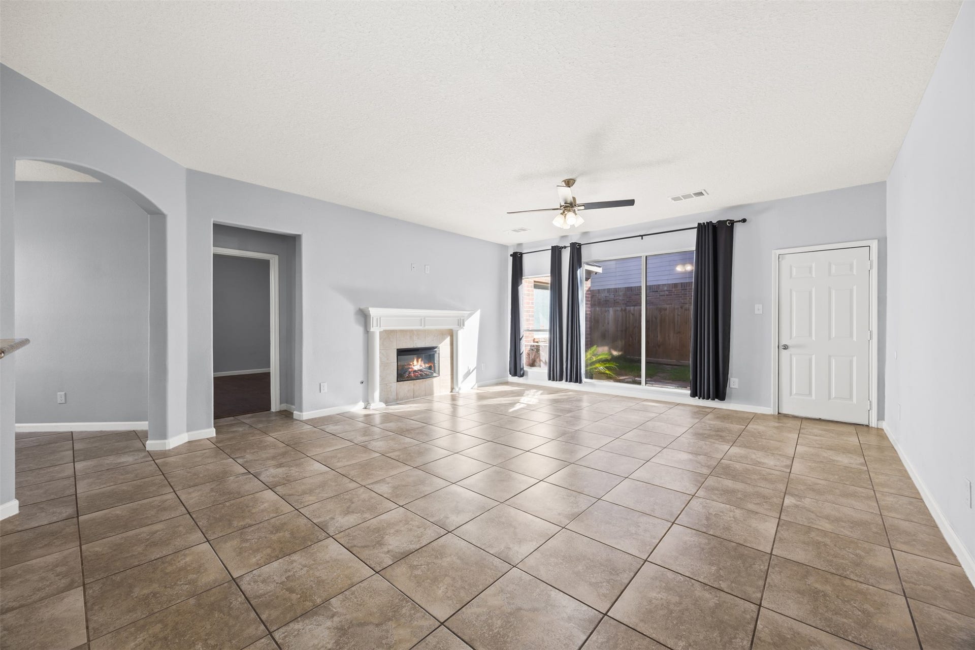 14814 Bridle Bend Drive, Houston, TX 77084 14814 Bridle Bend Drive, Houston, TX 77084