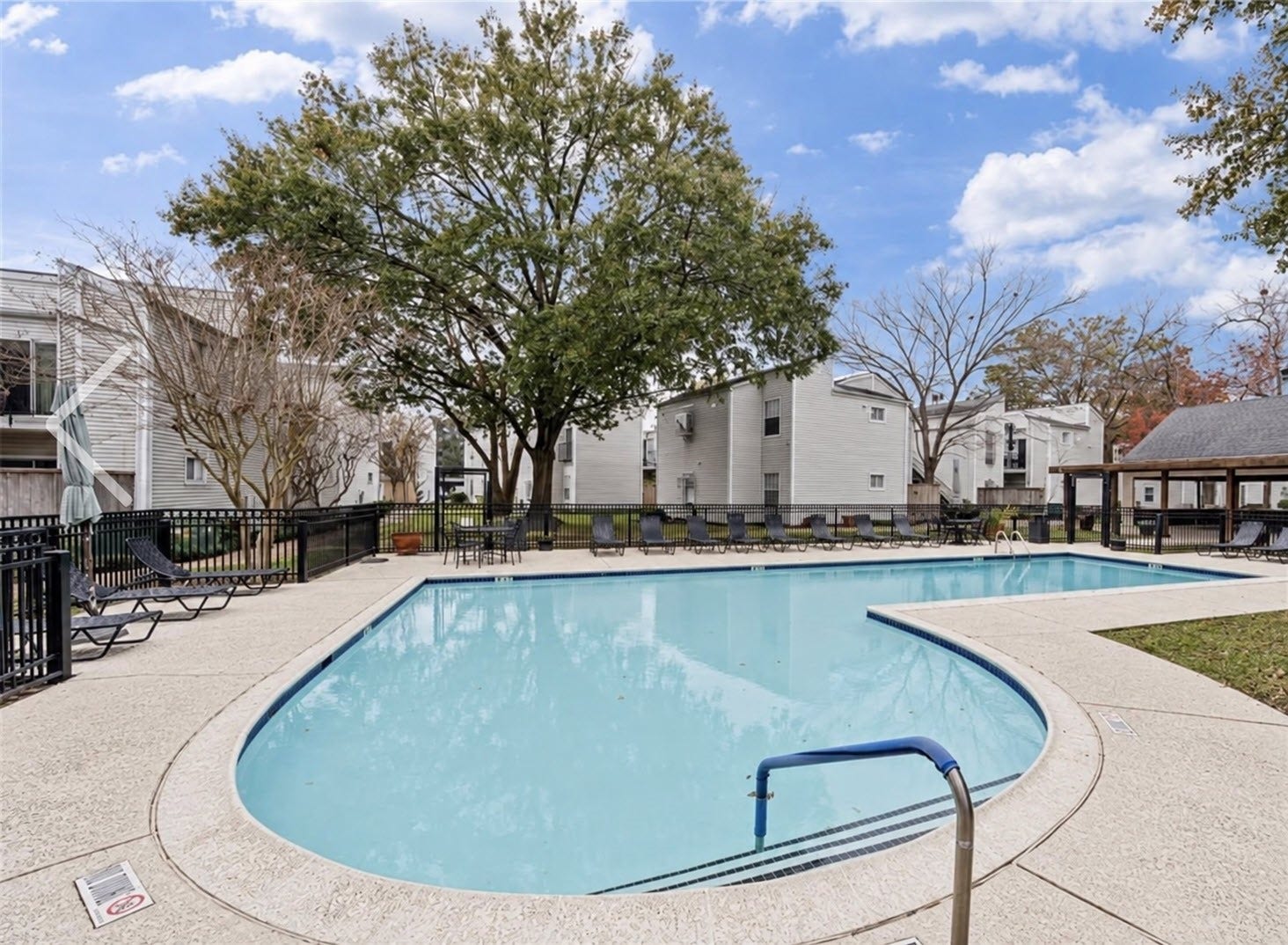 9809 Richmond Avenue, #E14, Houston, TX 77042 9809 Richmond Avenue, #E14, Houston, TX 77042