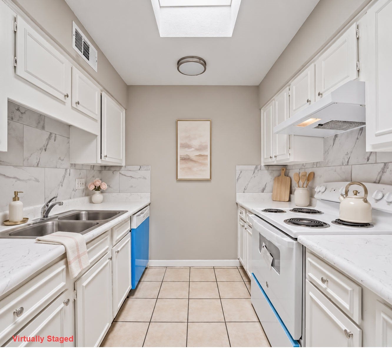 9809 Richmond Avenue, #E14, Houston, TX 77042 Virtually Staged