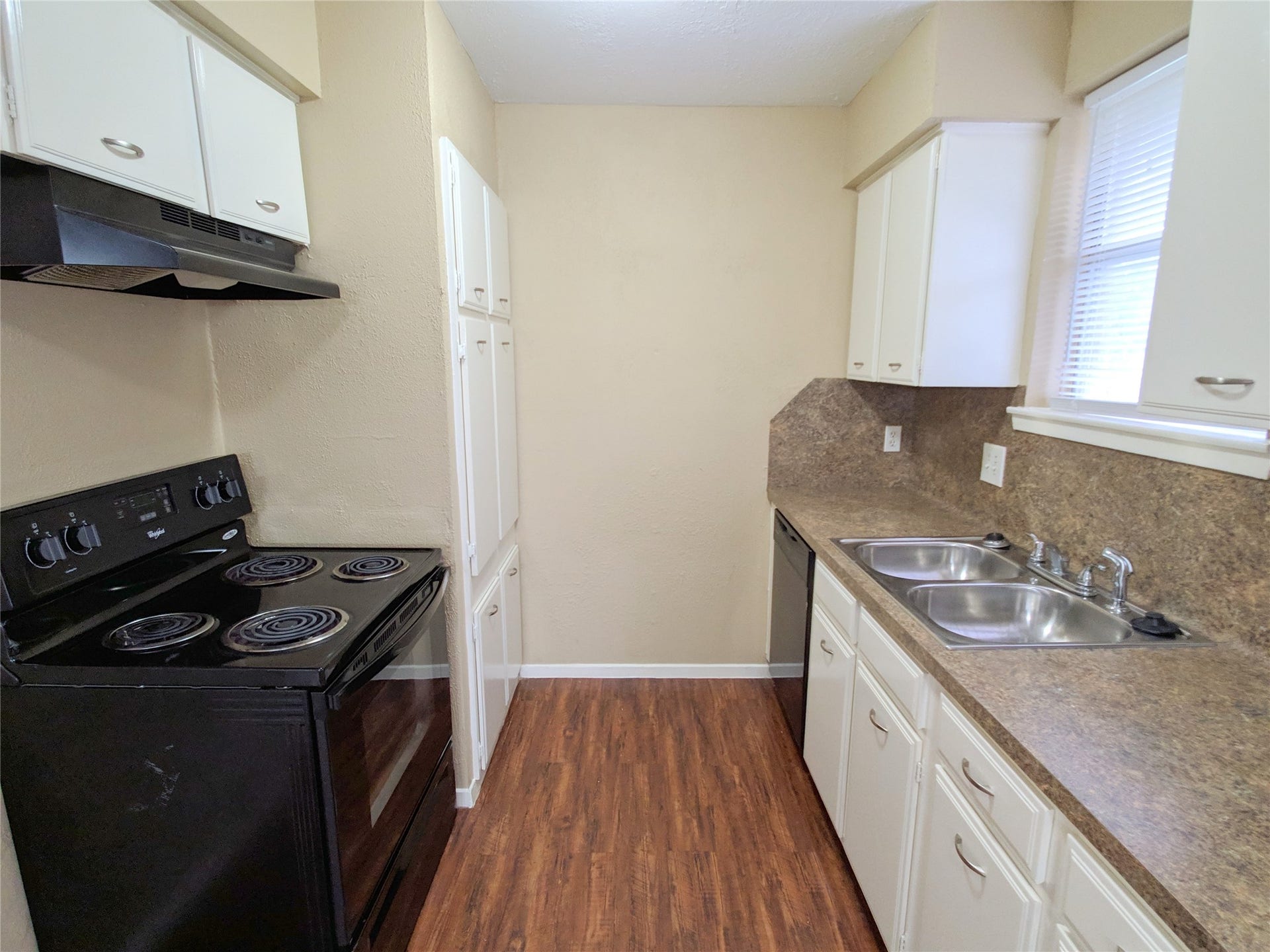 14826 Weil Place, Houston, TX 77060 14826 Weil Place, Houston, TX 77060