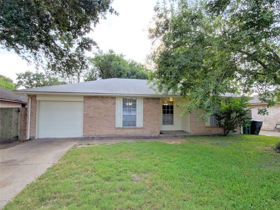 Property photo for 14826 Weil Place, Houston, TX