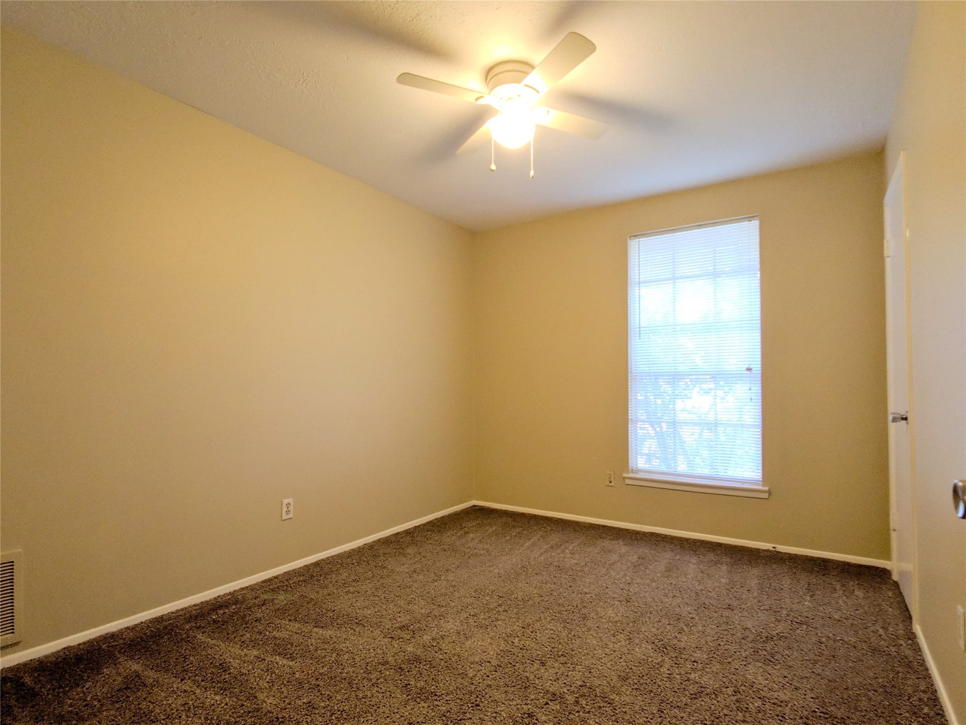 14826 Weil Place, Houston, TX 77060 14826 Weil Place, Houston, TX 77060