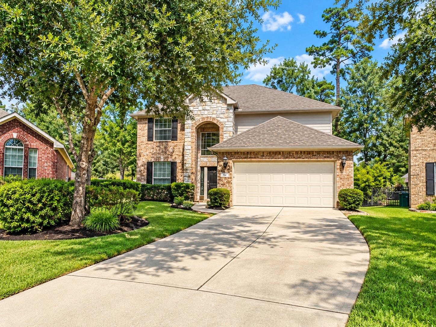 127 Hawkhurst, The Woodlands, TX 77354