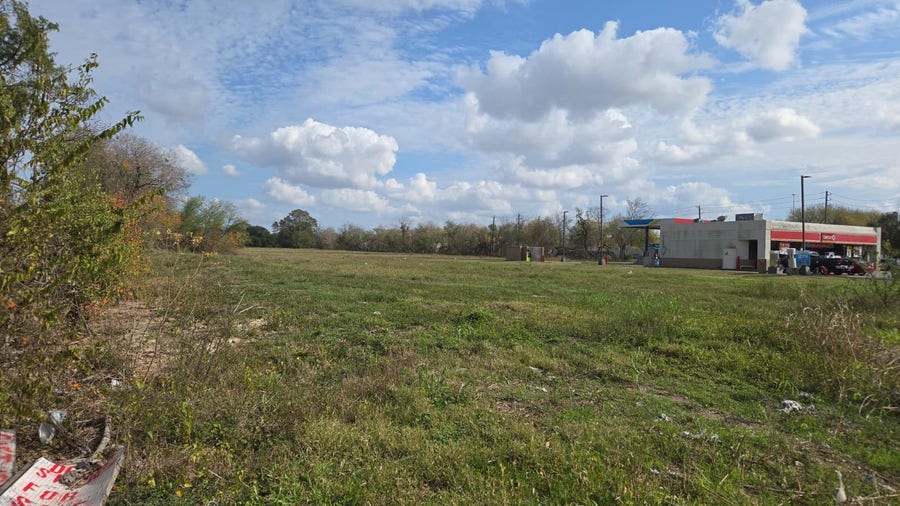 Property photo for 3109 1st Street Street, Rosenberg, TX