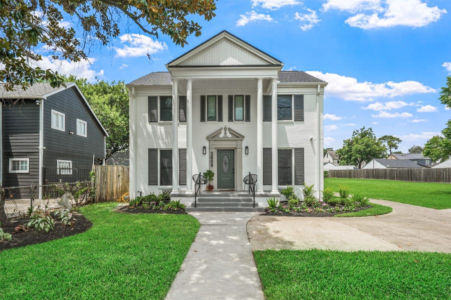Property photo for 3809 Southmore Boulevard, Houston, TX