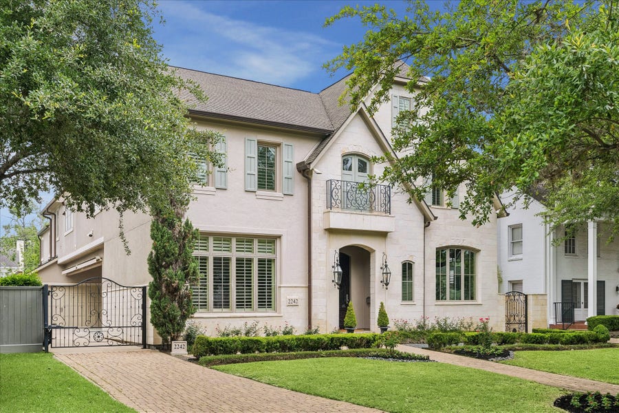 Property photo for 2242 Pelham Drive, Houston, TX