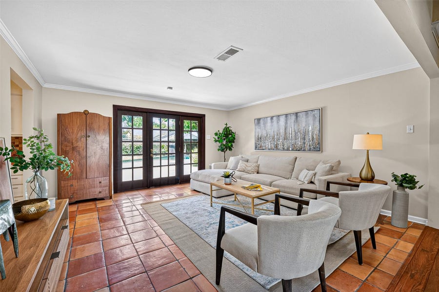 Property photo for 9650 Meadowcroft Drive, Houston, TX