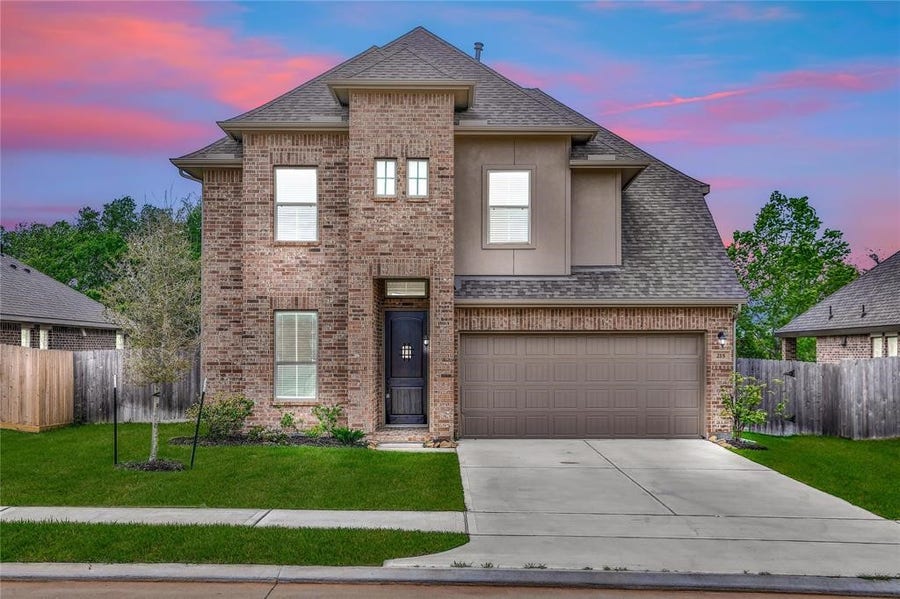 Property photo for 215 Little Dog Drive, Montgomery, TX