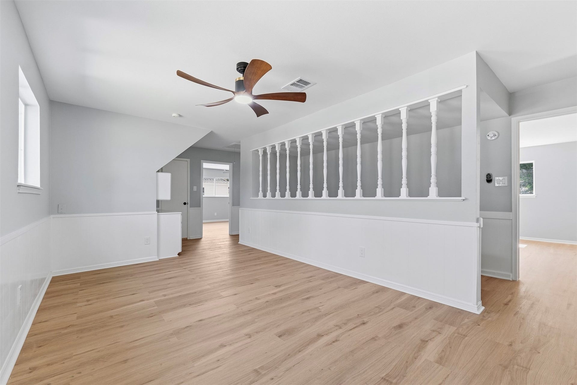 1119 Manatee Lane, Houston, TX 77090 1119 Manatee Lane, Houston, TX 77090