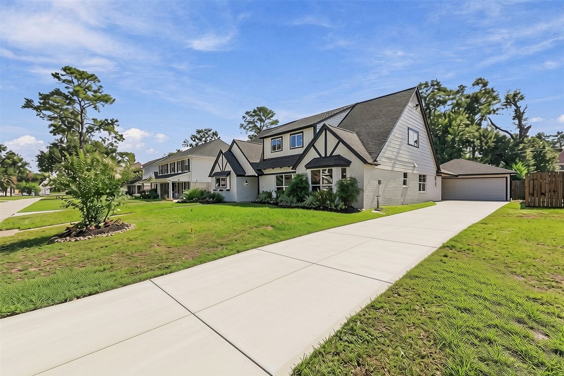1119 Manatee Lane, Houston, TX 77090 1119 Manatee Lane, Houston, TX 77090