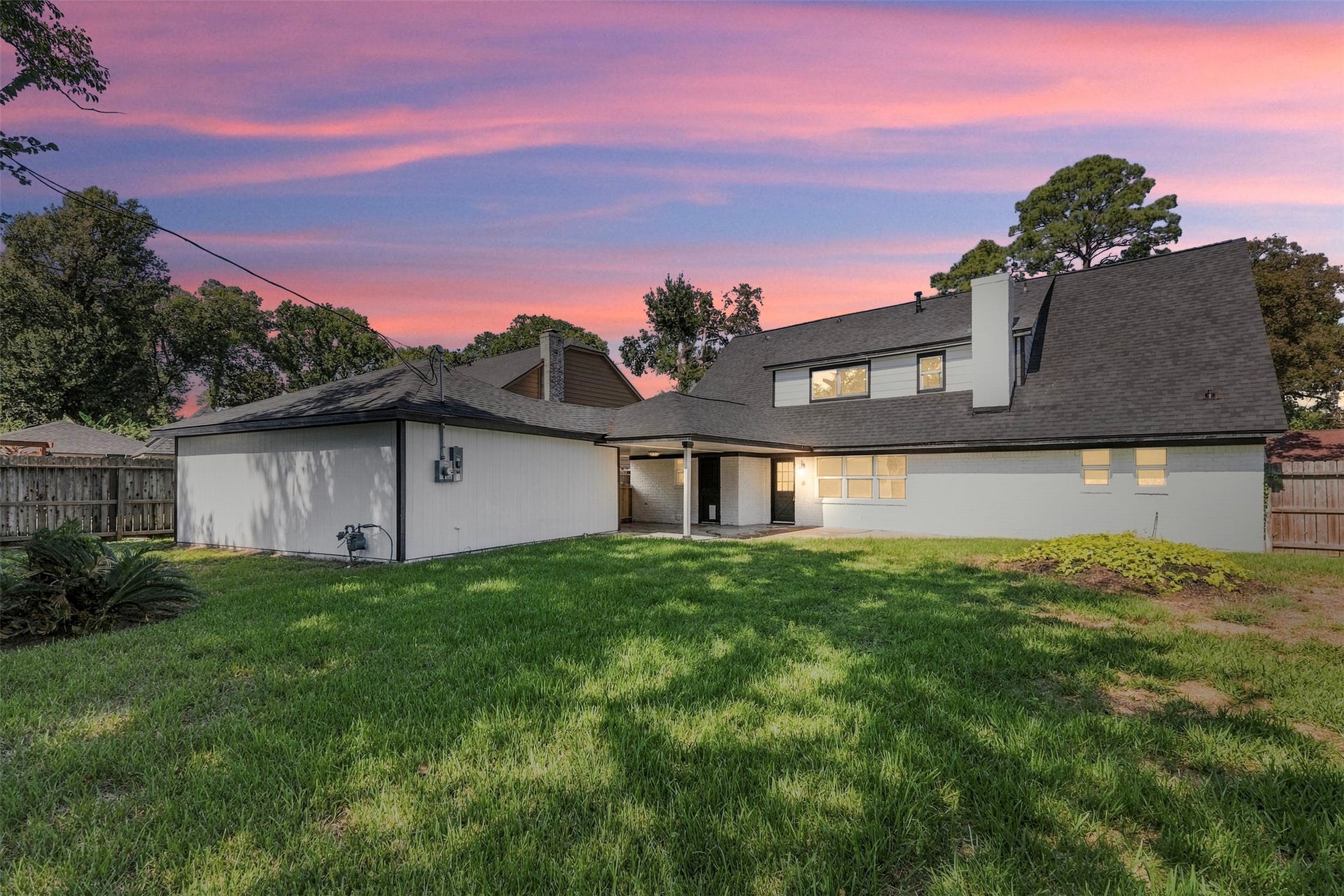 1119 Manatee Lane, Houston, TX 77090 1119 Manatee Lane, Houston, TX 77090