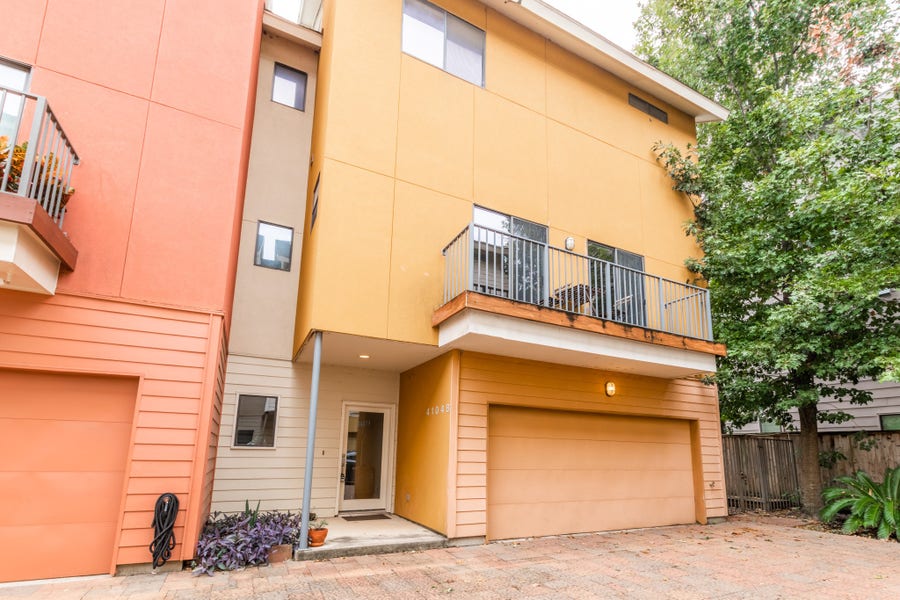 Property photo for 4104 Spencer Street, #B, Houston, TX