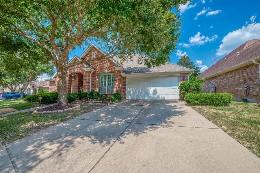 Property photo for 7206 Spring Meadow Lane, Katy, TX