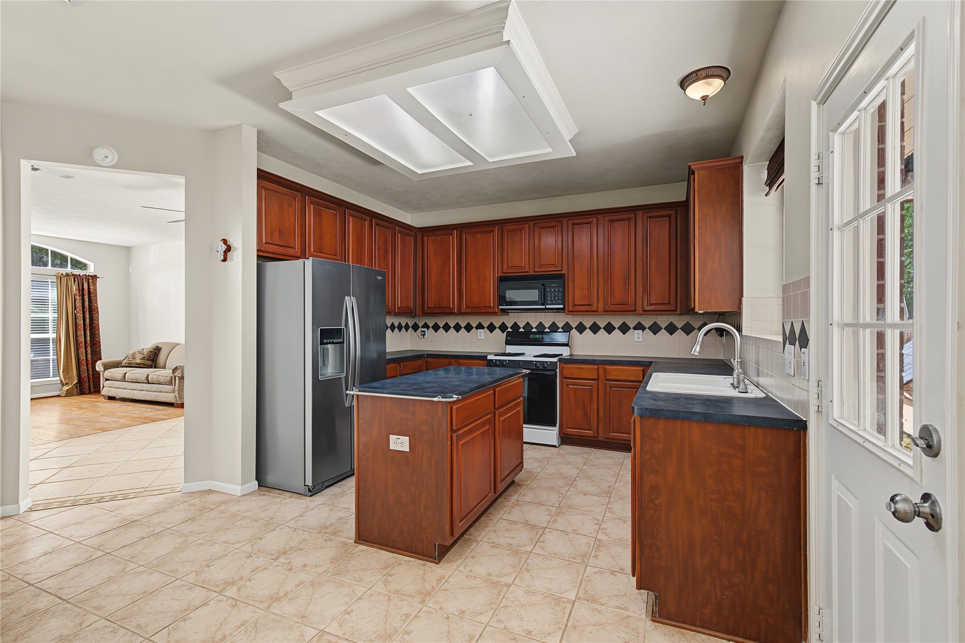 2302 Piney Woods Drive, Pearland, TX 77581 2302 Piney Woods Drive, Pearland, TX 77581
