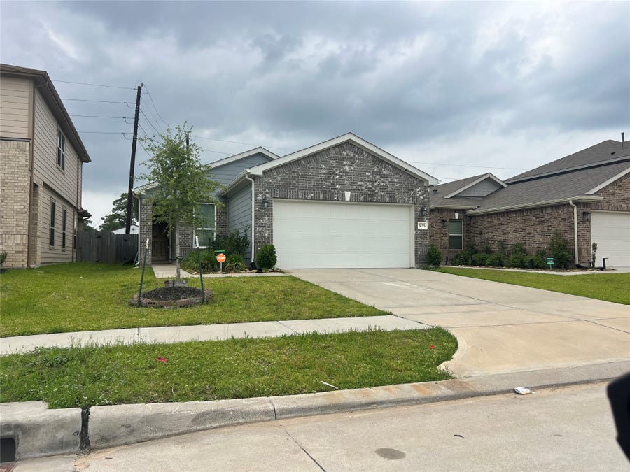 Property photo for 6155 Topaz Pines Trail, Humble, TX