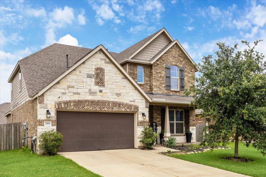 Property photo for 7315 Water Glen Lane, Manvel, TX