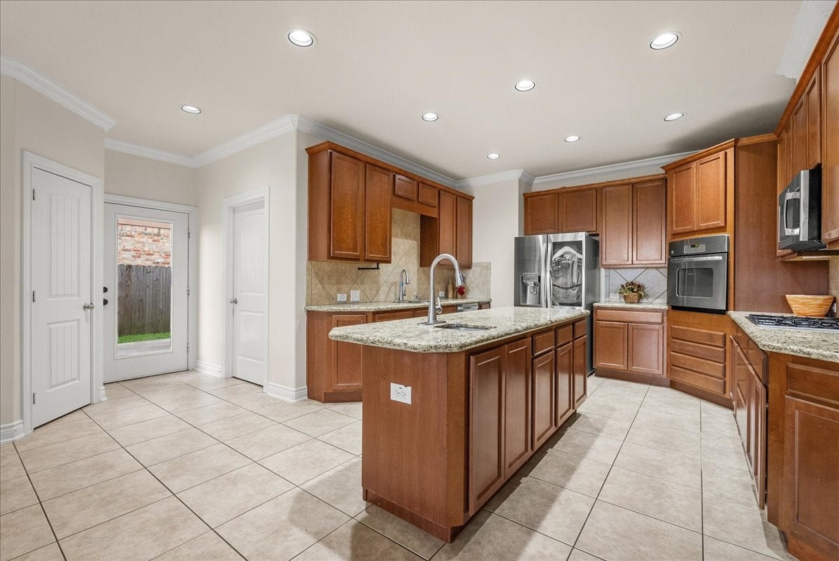 5230 Lagoon Court, Bacliff, TX 77518 5230 Lagoon Court, Bacliff, TX 77518