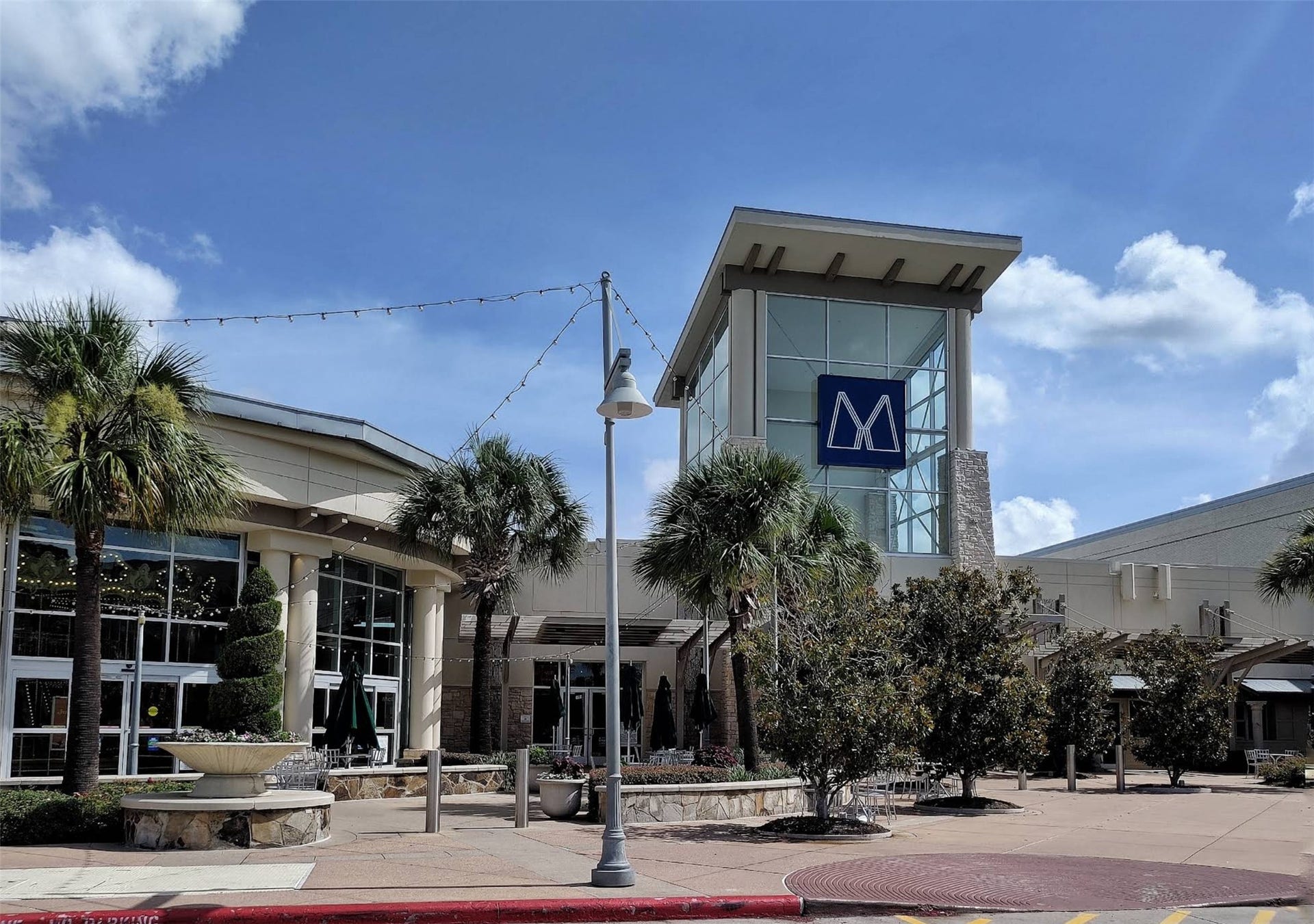 1918 Westcrest Drive, Houston, TX 77055 1918 Westcrest Drive, Houston, TX 77055