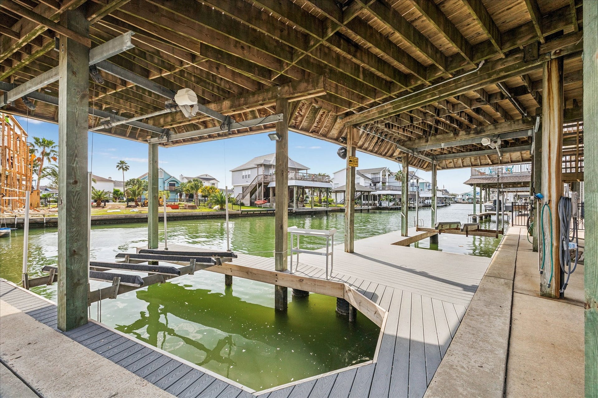 270 Isles End Road, Tiki Island, TX 77554 270 Isles End Road, Tiki Island, TX 77554