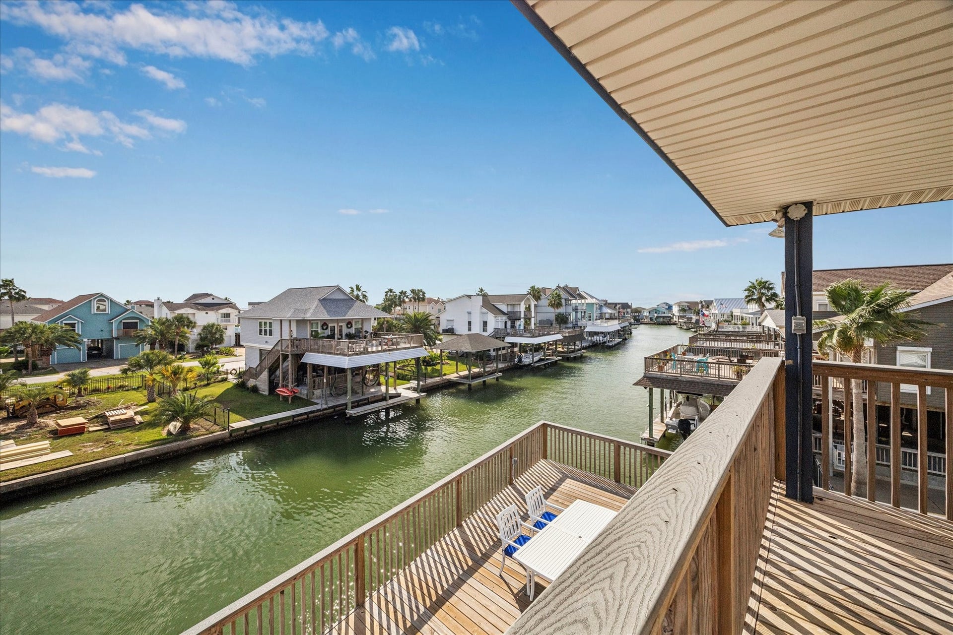 270 Isles End Road, Tiki Island, TX 77554 270 Isles End Road, Tiki Island, TX 77554