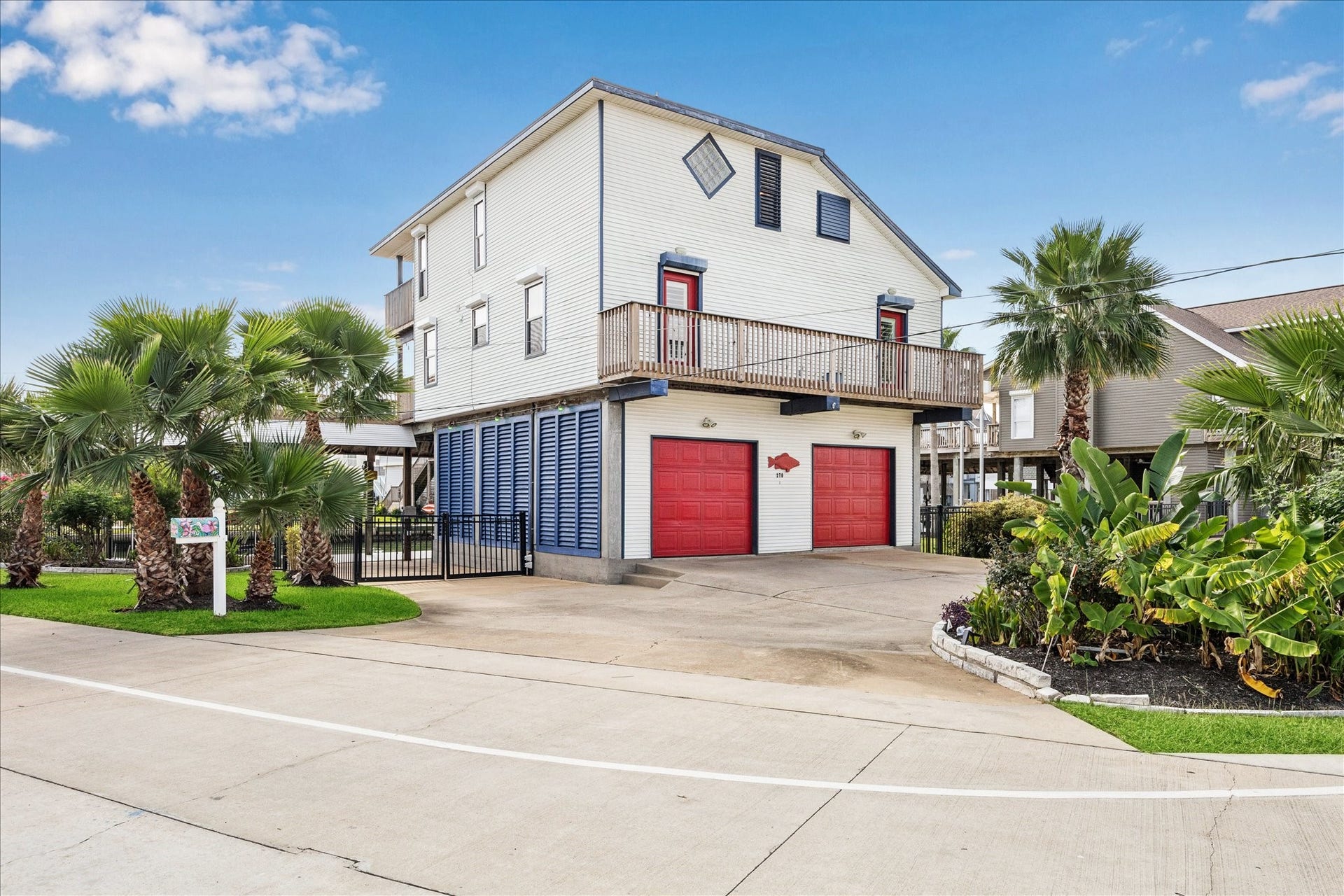 270 Isles End Road, Tiki Island, TX 77554 270 Isles End Road, Tiki Island, TX 77554
