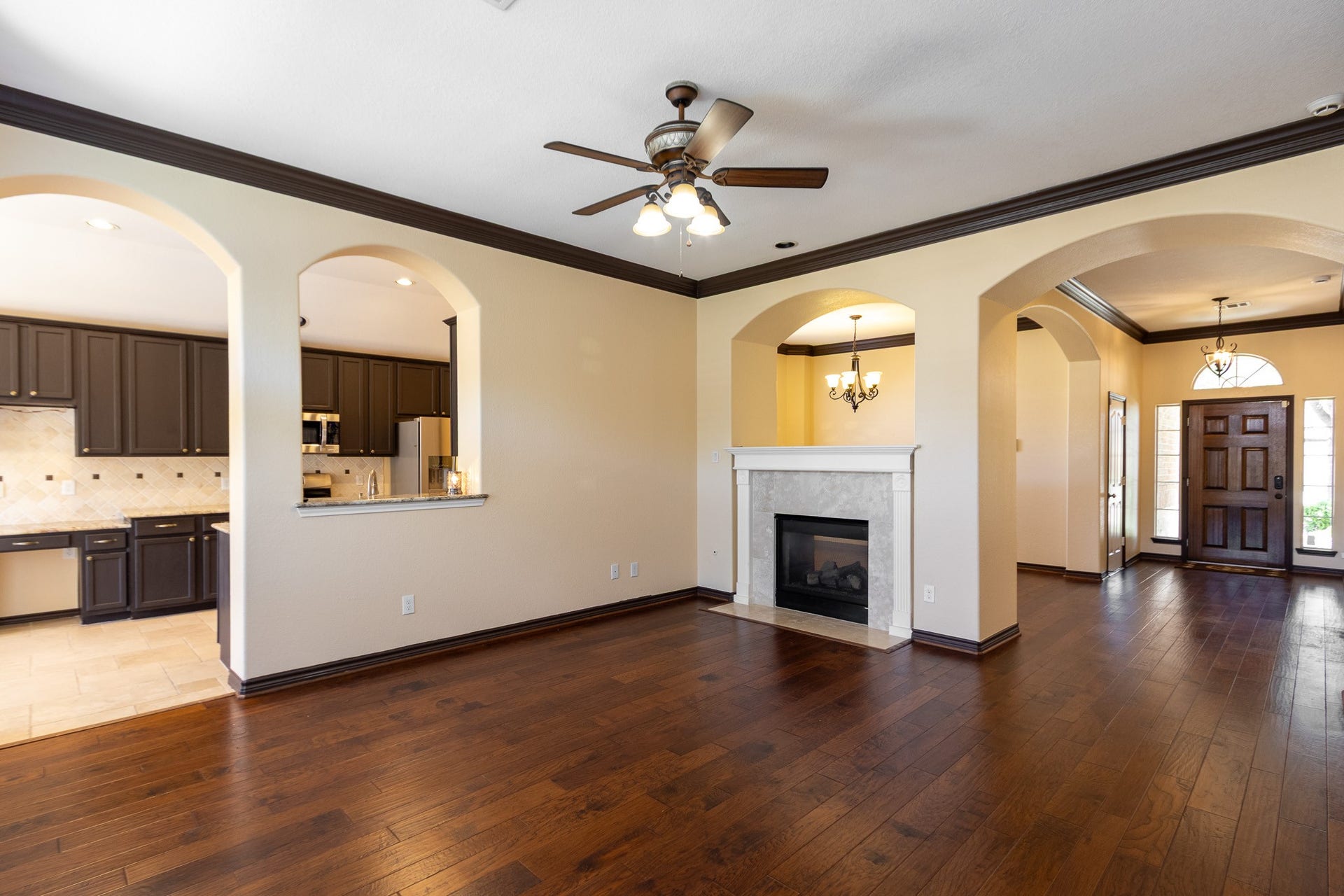 435 Sandstone Creek Lane, Dickinson, TX 77539 435 Sandstone Creek Lane, Dickinson, TX 77539