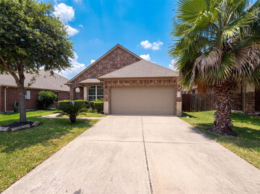 Property photo for 4807 Connor Drive, Baytown, TX
