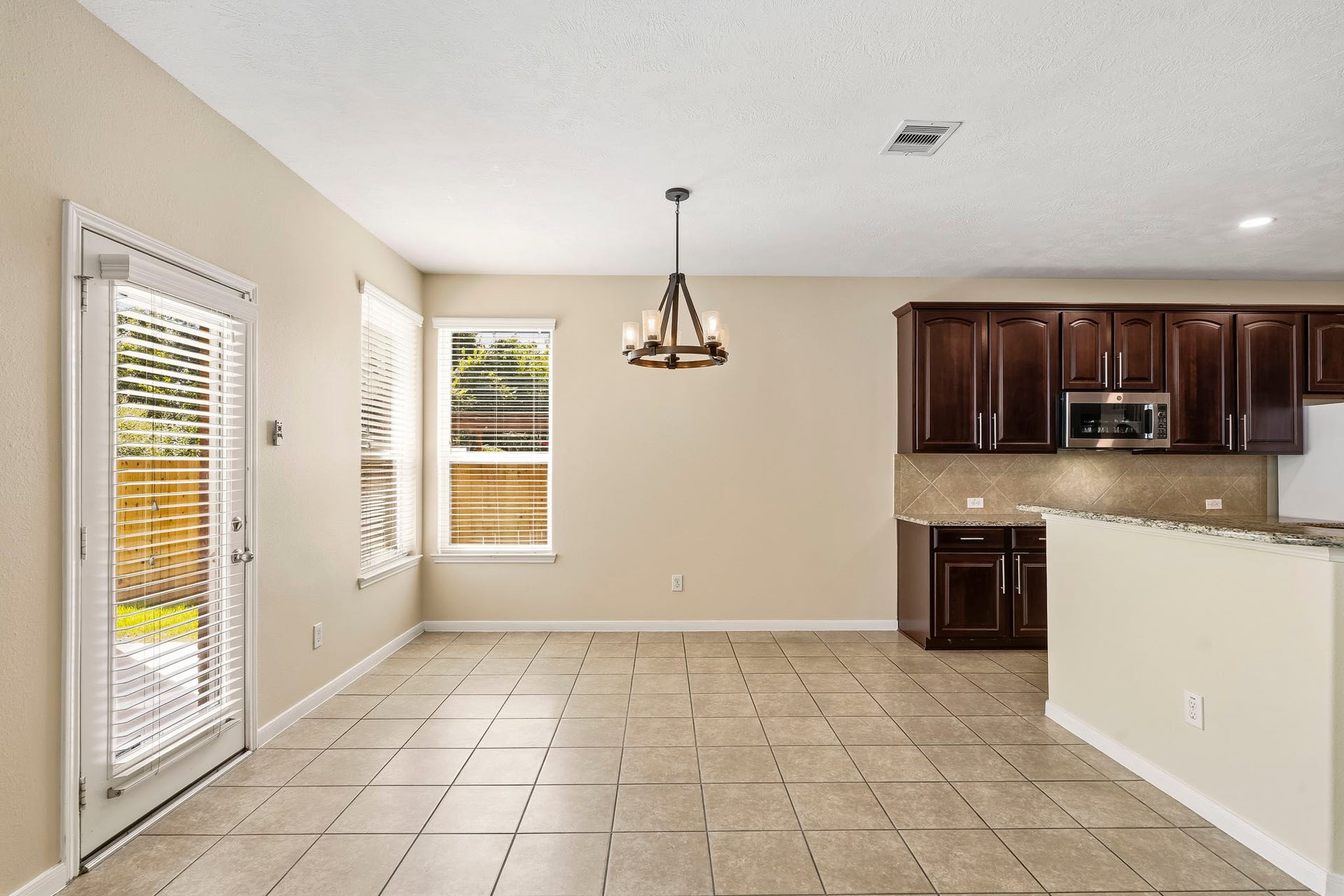 3023 London Lane, Missouri City, TX 77459 3023 London Lane, Missouri City, TX 77459
