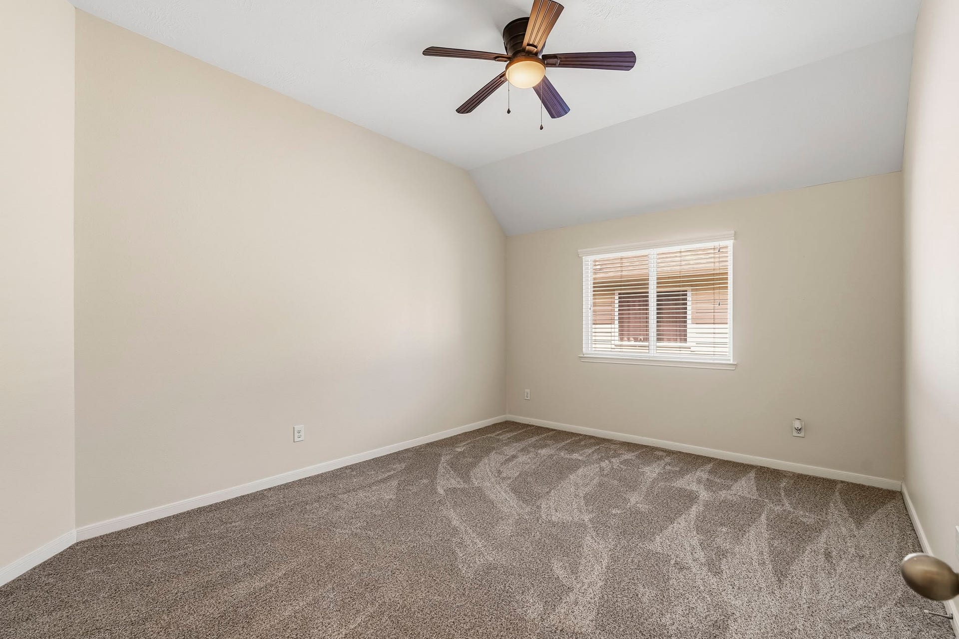 3023 London Lane, Missouri City, TX 77459 3023 London Lane, Missouri City, TX 77459