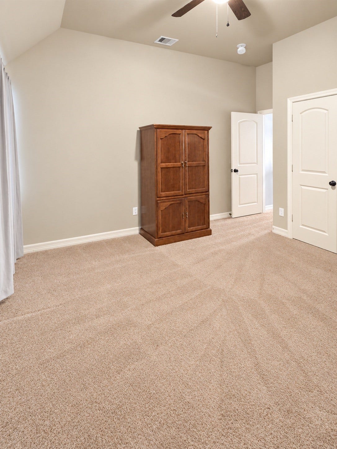 Secondary bedroom 2