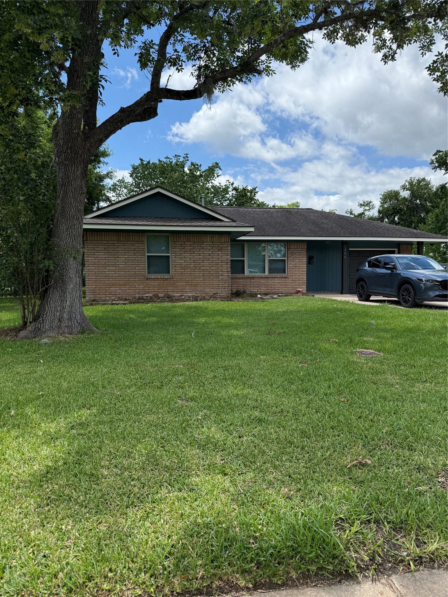 104 Mimosa Street, Lake Jackson, TX 77566 104 Mimosa Street, Lake Jackson, TX 77566