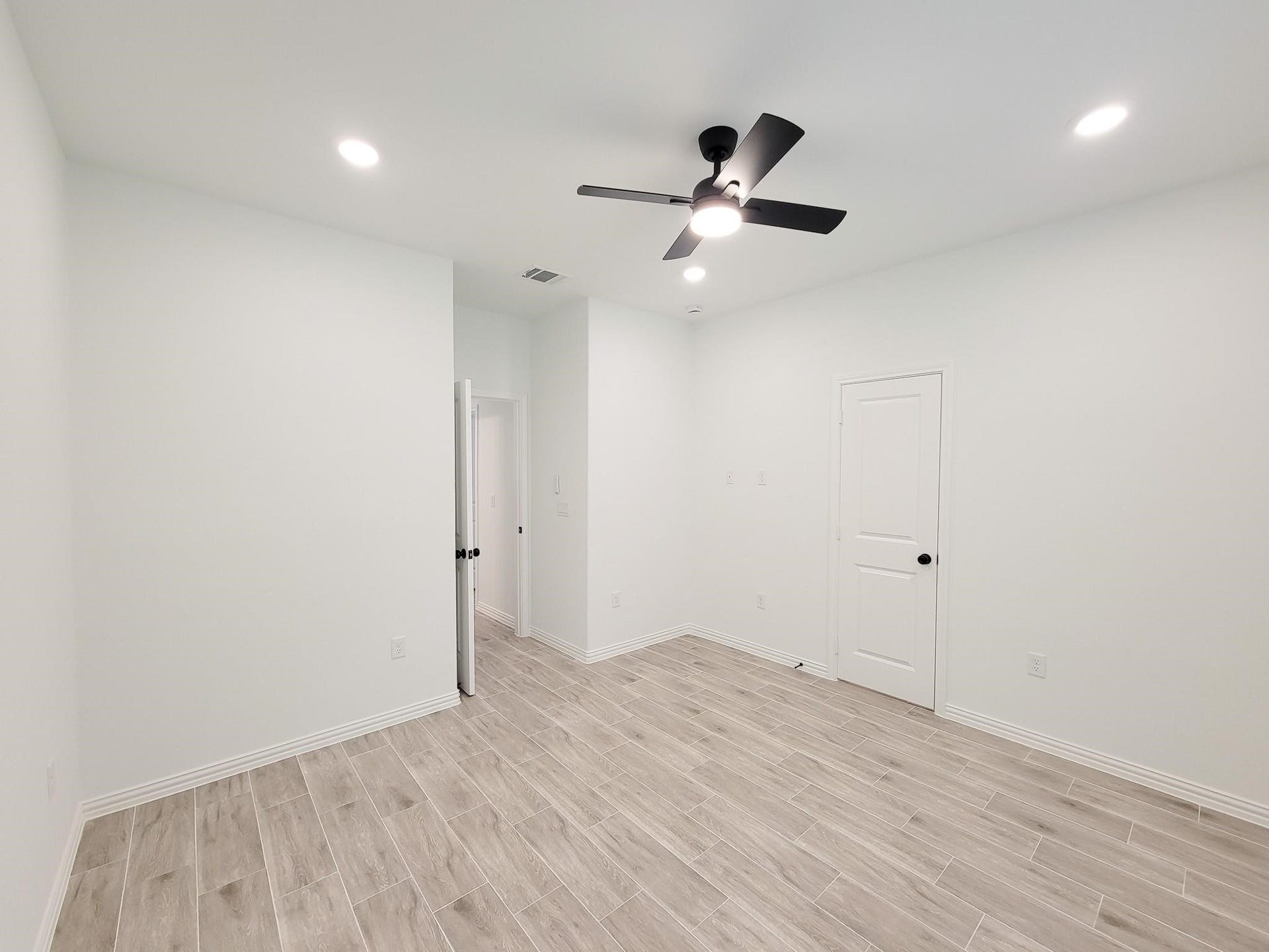 11851 NELWOOD Street, Willis, TX 77318 11851 NELWOOD Street, Willis, TX 77318