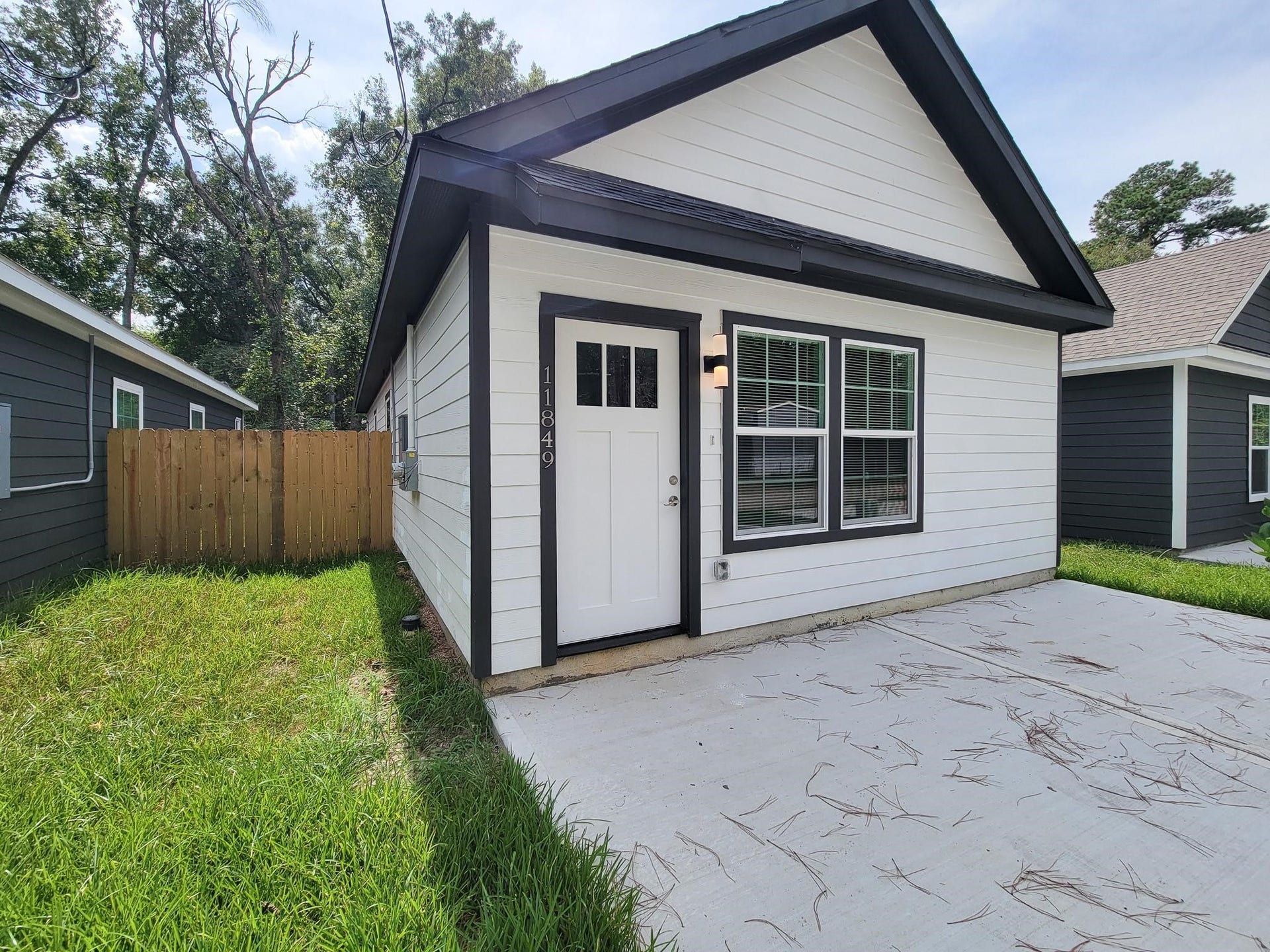 11851 NELWOOD Street, Willis, TX 77318 11851 NELWOOD Street, Willis, TX 77318