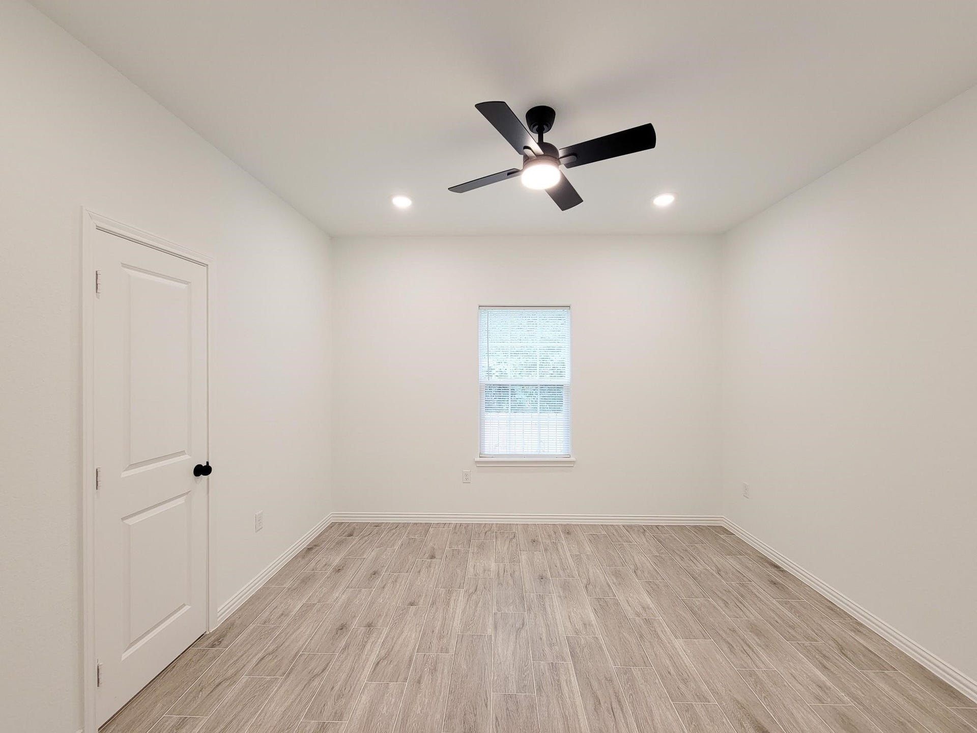 11851 NELWOOD Street, Willis, TX 77318 11851 NELWOOD Street, Willis, TX 77318
