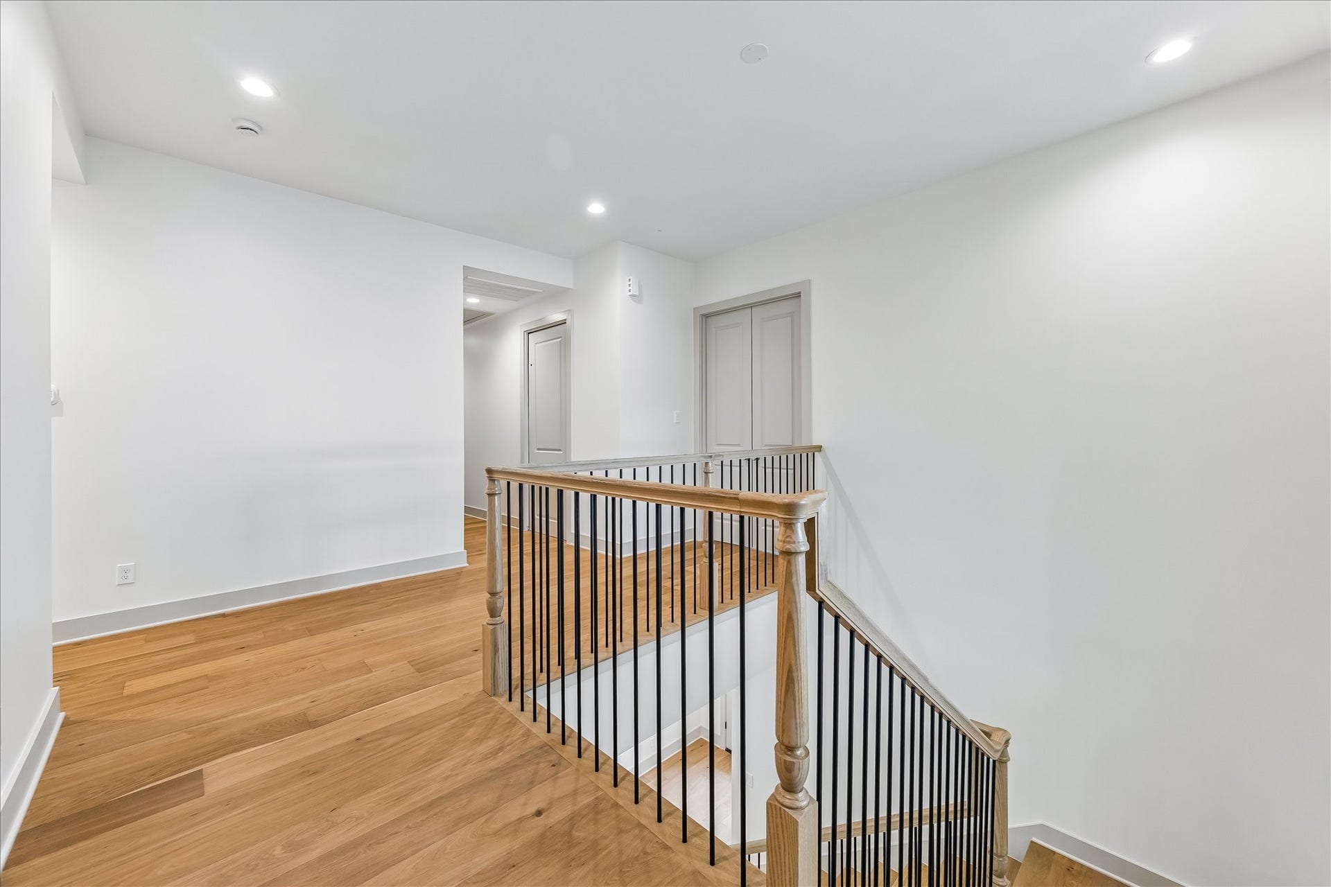 1714 Viking Drive, Houston, TX 77018 **Previous Builder Project**