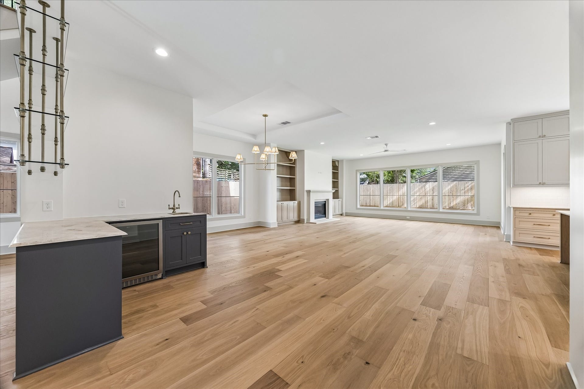 1714 Viking Drive, Houston, TX 77018 **Previous Builder Project**